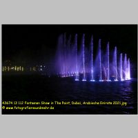 43674 13 112 Fontaenen Show in The Point, Dubai, Arabische Emirate 2021.jpg